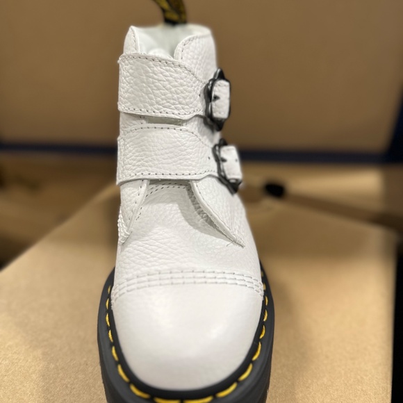 Dr Martens Boots - Picture 4 of 6